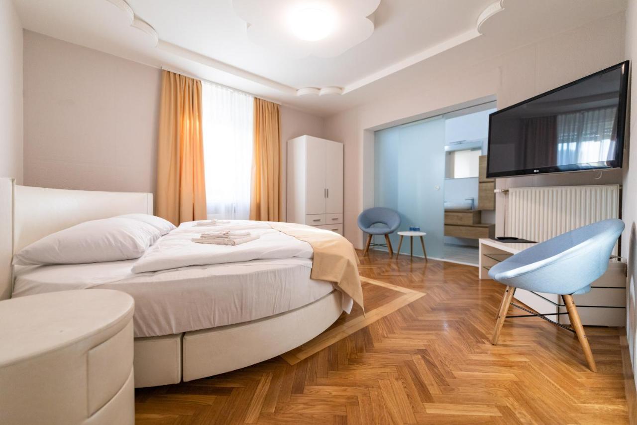 Apartments And Rooms Rubina Ljubljana Luaran gambar